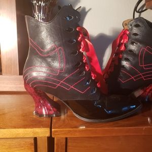 John Fluevog ankle boots red black size 10 worn once